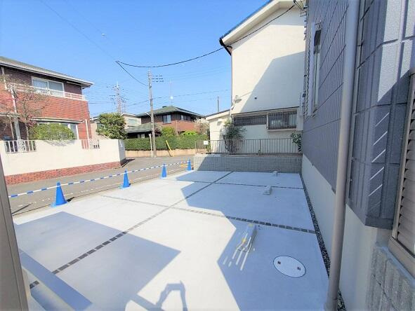 調布市多摩川６丁目のアパートの駐車場