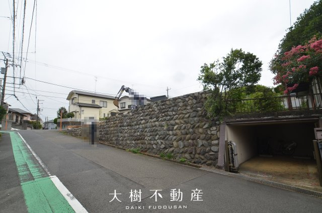 【前面道路含む現地写真】 | 座間市立野台３丁目　売地　全２区画　【仲介手数料無料】