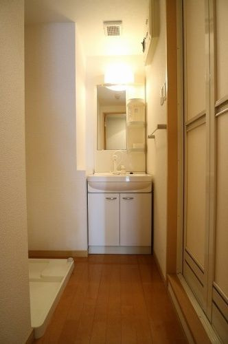 【洗面所】 | リバティ神屋
