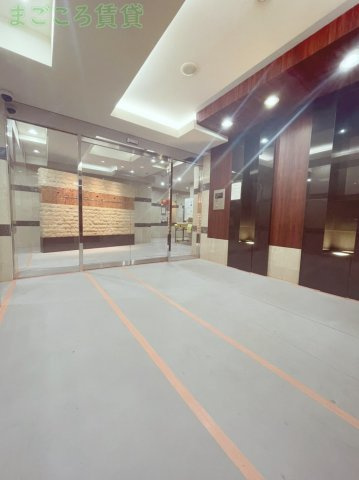 【エントランス】 | ジュネーゼグラン京町堀