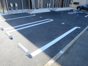 【駐車場】