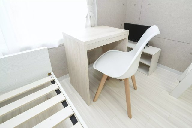 AP769 シャノアール明大前Bの洋室|使い勝手のいい洋室です