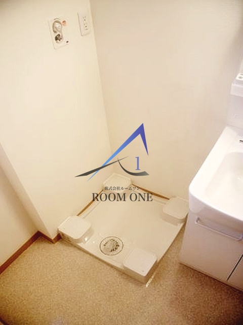 ＫＩＨＡＣＨＩ　ＲＥＳＩＤＥＮＣＥの設備|洗濯機置き場です。