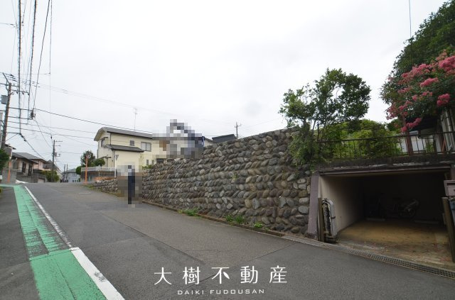 【前面道路含む現地写真】 | 座間市立野台３丁目　売地　全２区画　【仲介手数料無料】