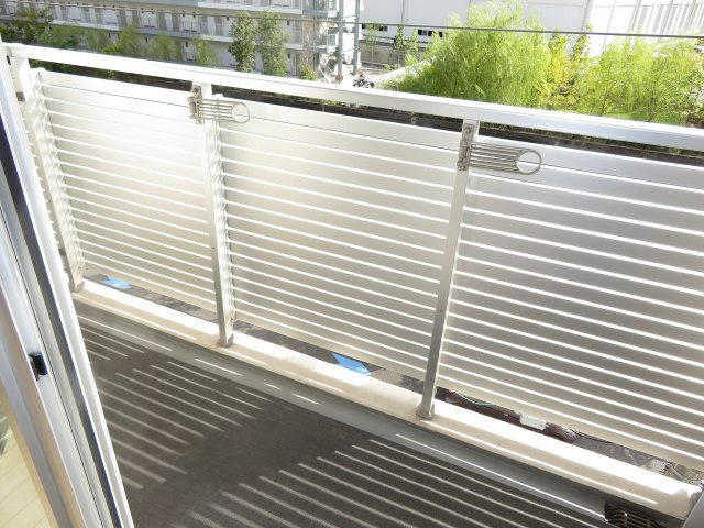 アーデン門前仲町のバルコニー