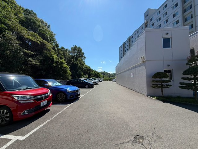リヴィエールもなみ公園の駐車場