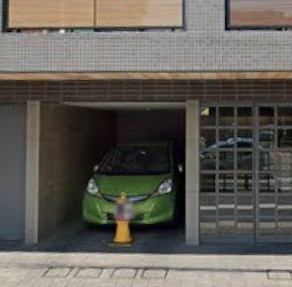 アルテシモクレアの駐車場