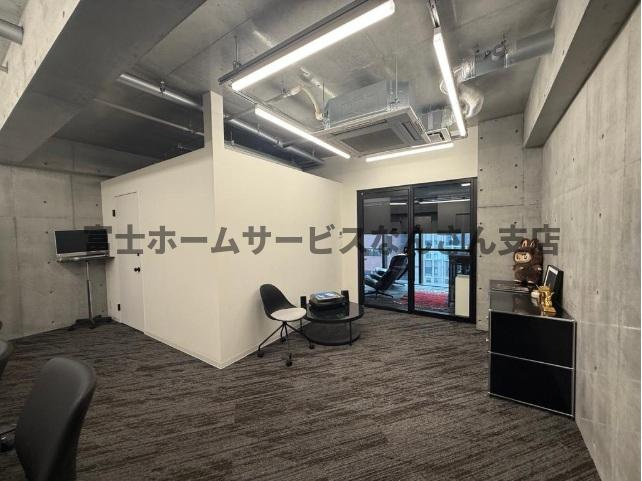 b.MINAMISENBAの内装