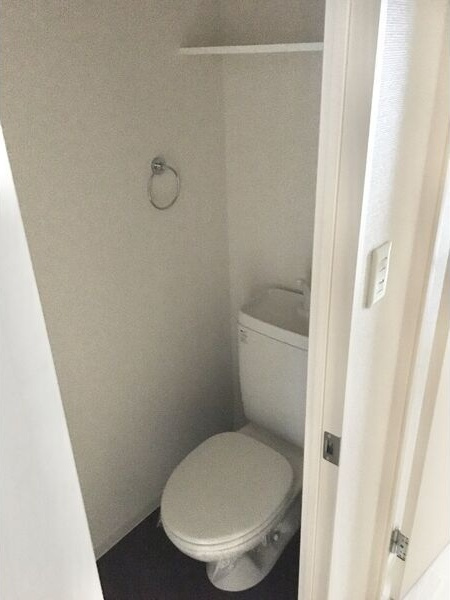 プライムコート栄生のトイレ