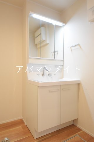 【洗面所】 | ルヴェールクレール | シャワー付き洗面台