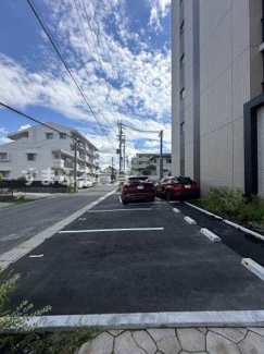 【駐車場】 | ラ・ブリエ　知立市中町