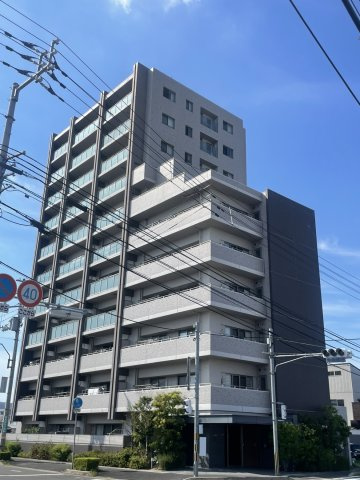 サーパス木太八坂通りの外観