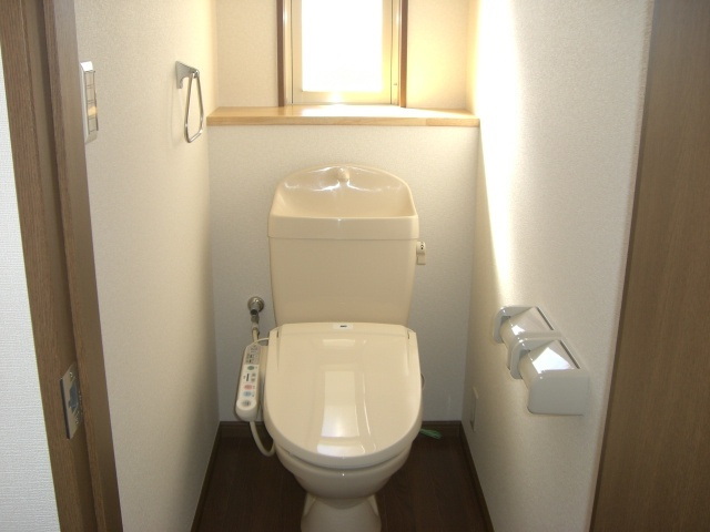 熊本市南区富合町榎津のアパートのトイレ