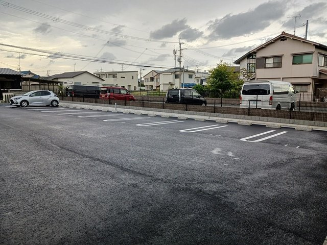 イオフェリーチェの駐車場