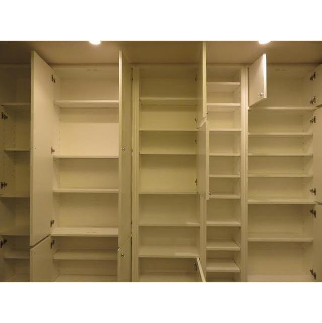 プライマル新宿若松町の内装|明るい室内です