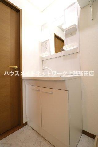 ロイヤルガーデン子安 Ｃの独立洗面台|洗髪洗面化粧台