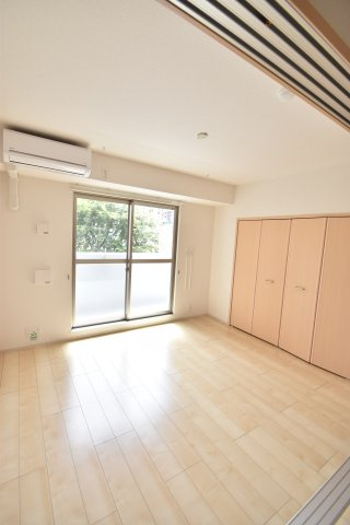 大阪市城東区蒲生２丁目の賃貸マンションのエントランス