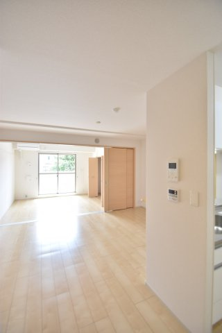 大阪市城東区蒲生２丁目の賃貸マンションの居間・リビング