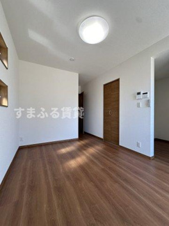 【居間・リビング】 | フィオーレ中前田　刈谷市井ヶ谷町 | 06410-101