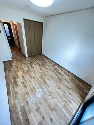 ジュネス仁川の寝室