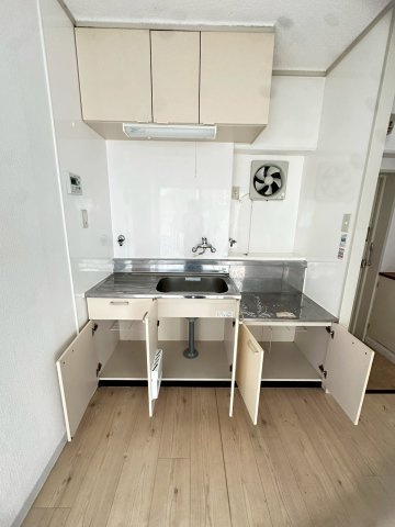甲南メゾン春日のキッチン
