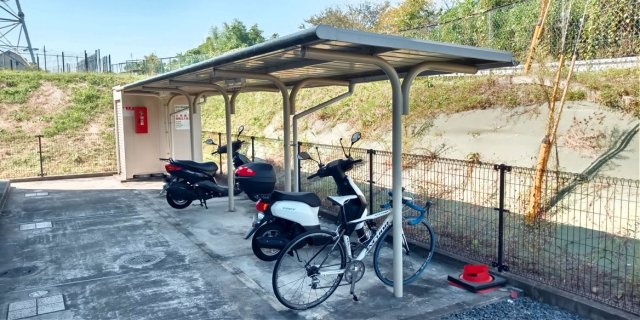 【その他】 | レオパレスアイランド | 屋根付き駐輪場