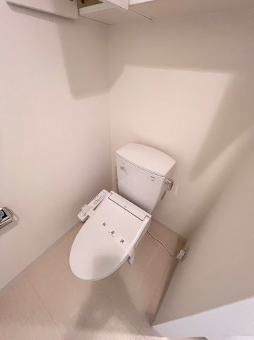 クロスレジデンス大阪新町のトイレ