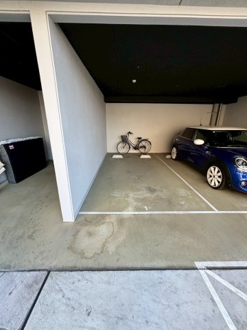 S-RESIDENCE難波大国町Deuxの駐車場
