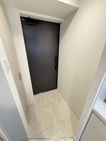 S-RESIDENCE難波大国町Deuxの玄関