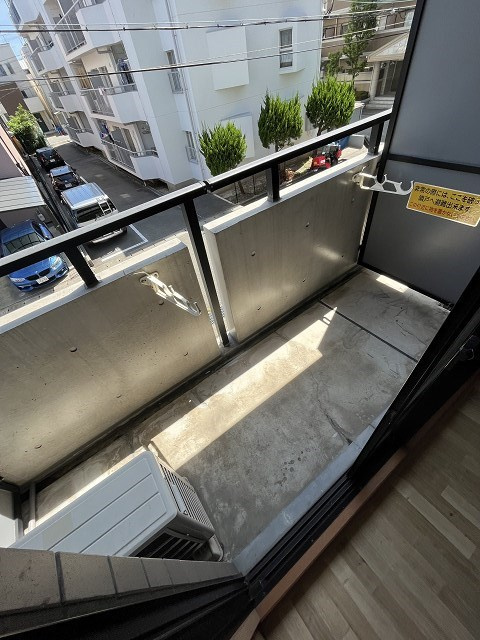 Avion7M8のバルコニー