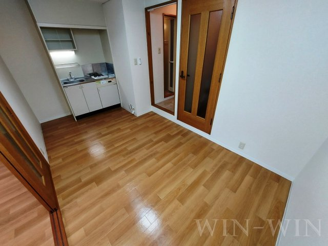 スカイウィング草間の居間・リビング|イメージ（同建物内別部屋の写真です）