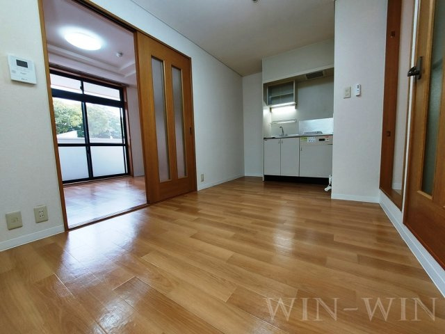 スカイウィング草間の居間・リビング|イメージ（同建物内別部屋の写真です）