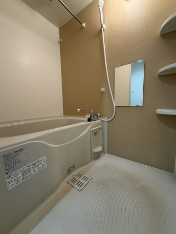 フジパレス神戸本町ウエストの浴室
