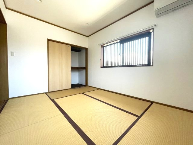 高島市新旭町藁園中古戸建の和室