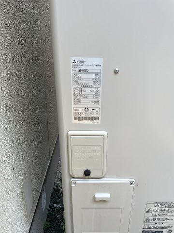 高島市新旭町藁園中古戸建の発電・温水設備