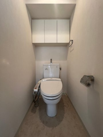 クロスレジデンス大阪新町のトイレ