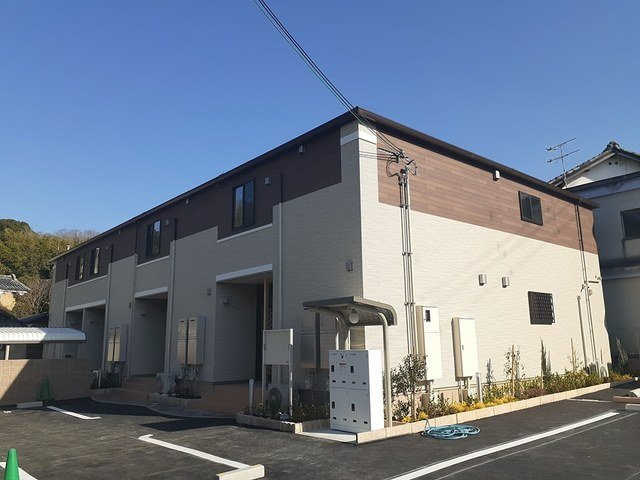 【外観】 | ラペーシュ神田 | 外観は落ち着いています