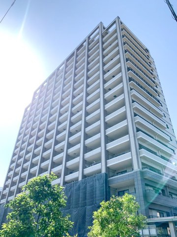 グランイーグル多摩川アリビオの外観|ペット飼育可能！平成１９年築・宅配ボックス付き大規模マンション、グランイーグル多摩川アリビオは即日現地案内可能となっておりますので、お気軽にお問い合わせください！