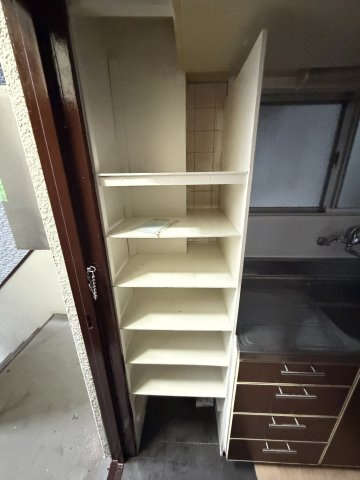 シャトレーゼ三宮の収納