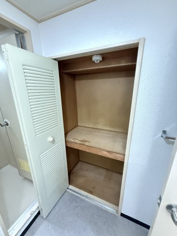 ハイム大手前の収納