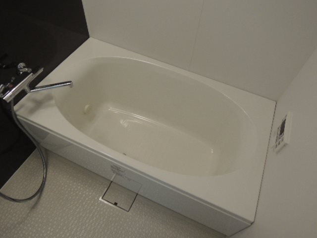L・Isobe三宮の浴室