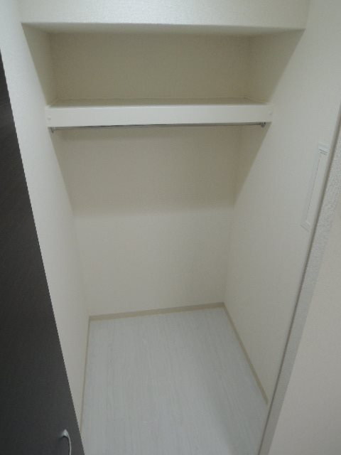 L・Isobe三宮のその他
