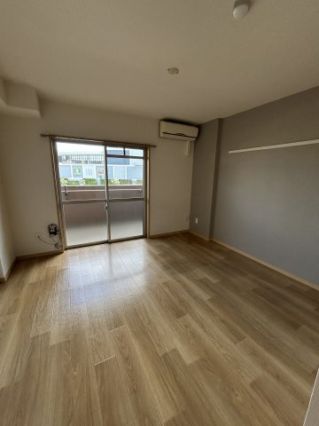 ＣａｎａｌＣｏｕｒｔＫＯＢＥの居間・リビング