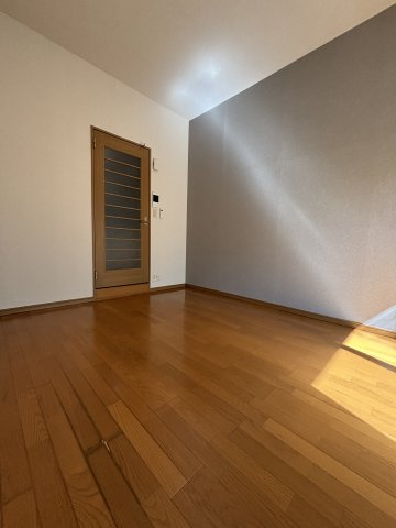 Ｔ－ＨＡＵＳの居間・リビング