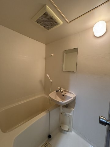 Ｔ－ＨＡＵＳの浴室