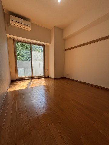 Ｔ－ＨＡＵＳの居間・リビング