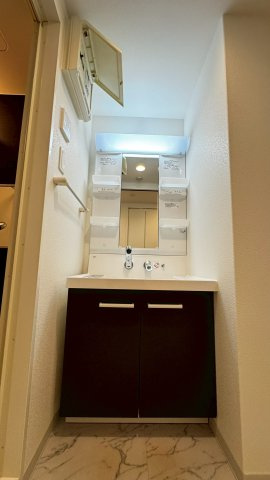 Renoas HAKATAの独立洗面台