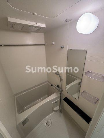 プレサンス四天王寺前夕陽ヶ丘　凛宮の浴室