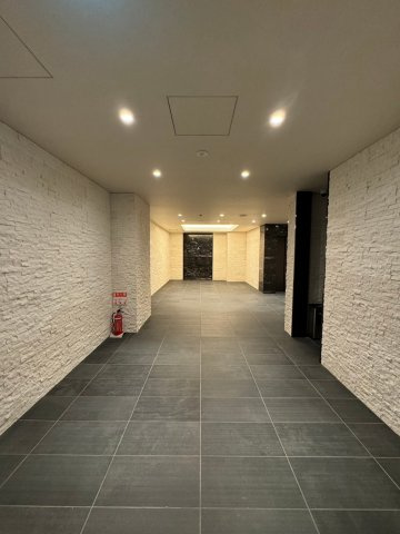 アドバンス難波南ワイズのロビー