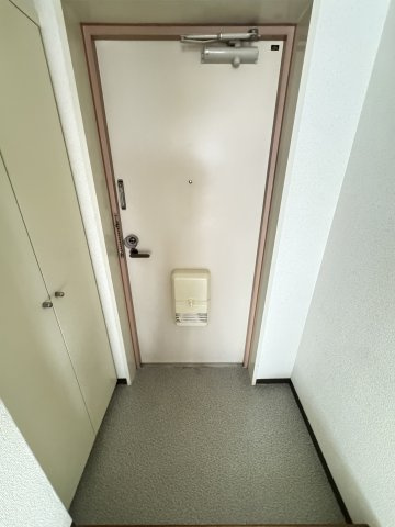 ダイアパレス水木通弐番館の玄関